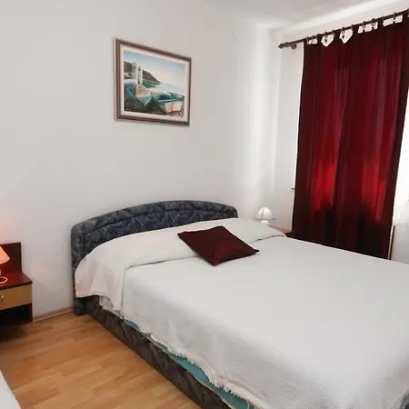 With A Parking Space Punat, Krk - 10421 Apartmán Punat