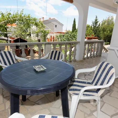 With A Parking Space Punat, Krk - 10421 Apartmán Punat