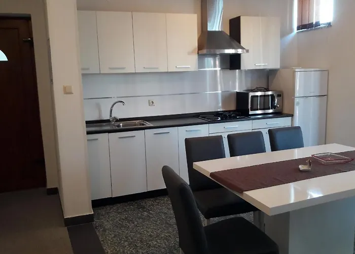 Apartmán With A Parking Space Punat, Krk - 10421 Punat